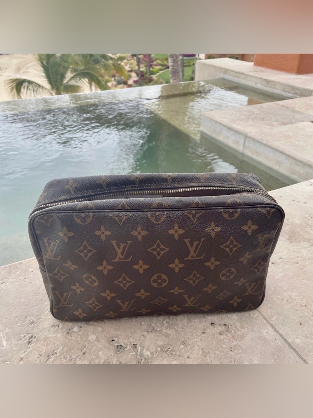 Louis Vuitton Trousse 28 Canvas Toiletry